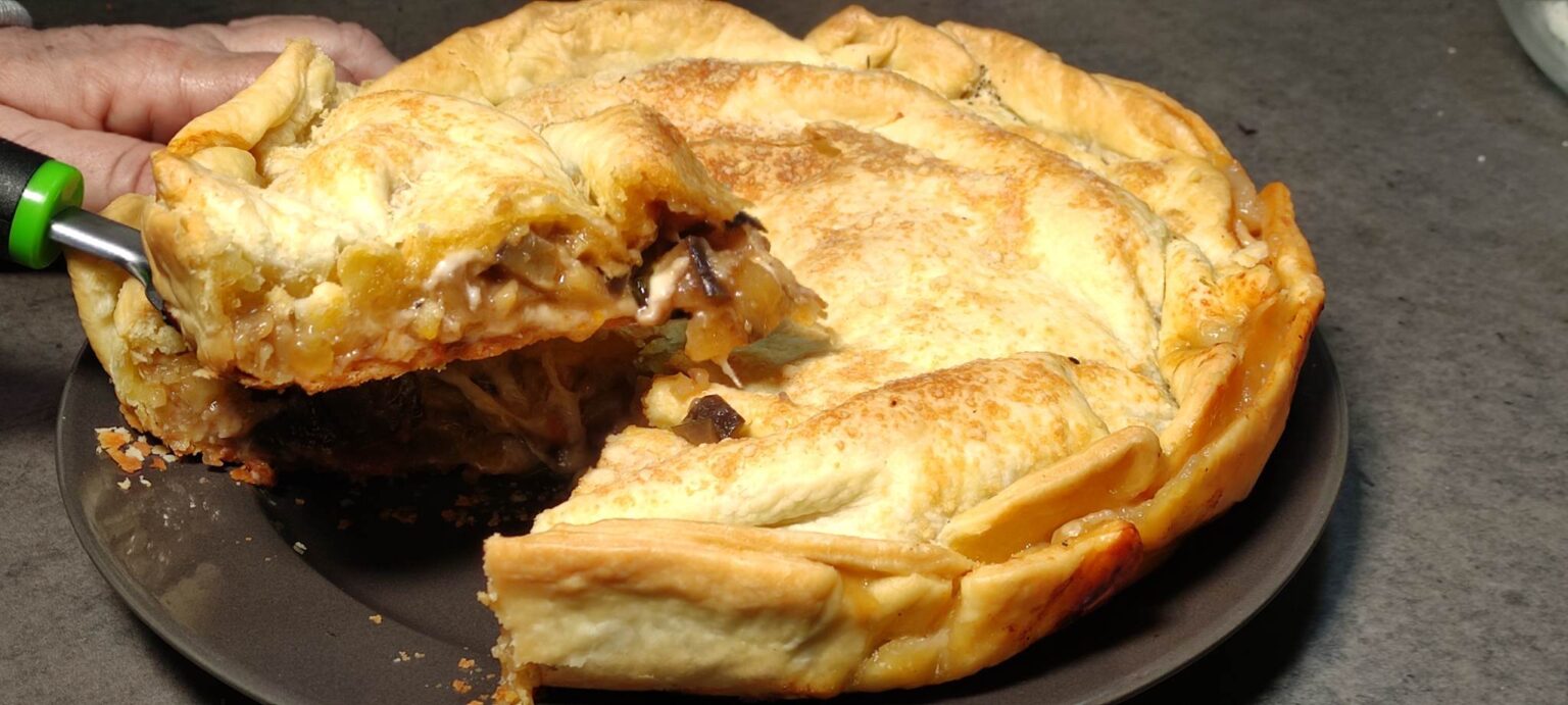 Torta rustica con melanzane a funghetto, provola e prosciutto | Blog di ...