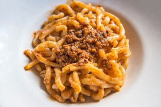 Pici al ragù toscano: la mia ricetta