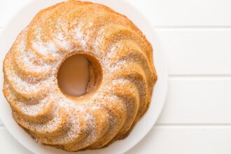 Ciambellone classico: la ricetta della nonna