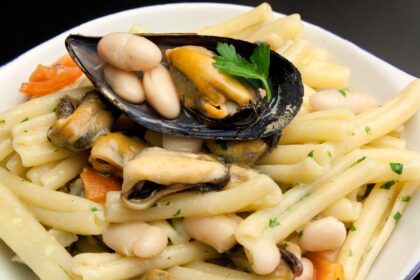 Pasta fagioli e cozze: mare e terra nel piatto