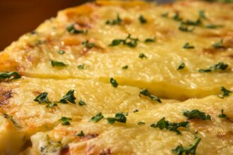 Torta di patate: un contorno speciale per il pranzo di Natale