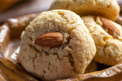 Biscotti alle mandorle senza farina 00 e con poco zucchero