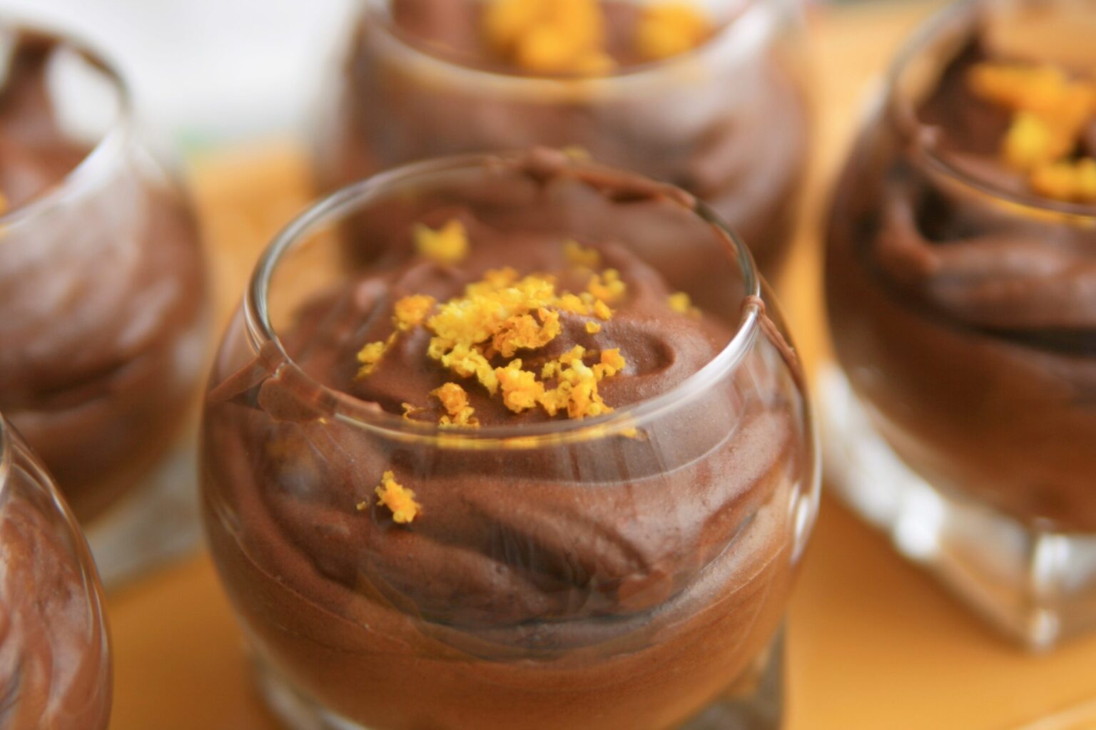 Mousse di cioccolato 2 ingredienti: niente zucchero, farina, uova, burro, latte, addensanti!