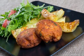 Polpette di tonno e patate, velocissime e croccantelle