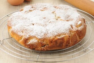 Torta mandorle e limone senza glutine, lievito né burro.