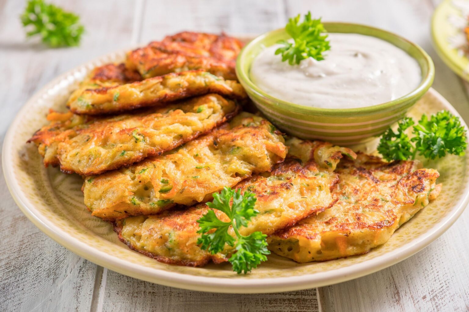 Frittelle di verdure miste senza uova: pronte in 10 minuti!