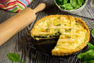 Torta rustica con pasta brisè all’olio: la preparo senza lievito