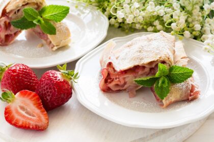 Strudel alle fragole: la variante primaverile della ricetta tradizionale