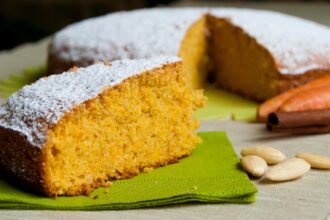 Torta di carote all’arancia: facilissima e veloce, genuina e salutare