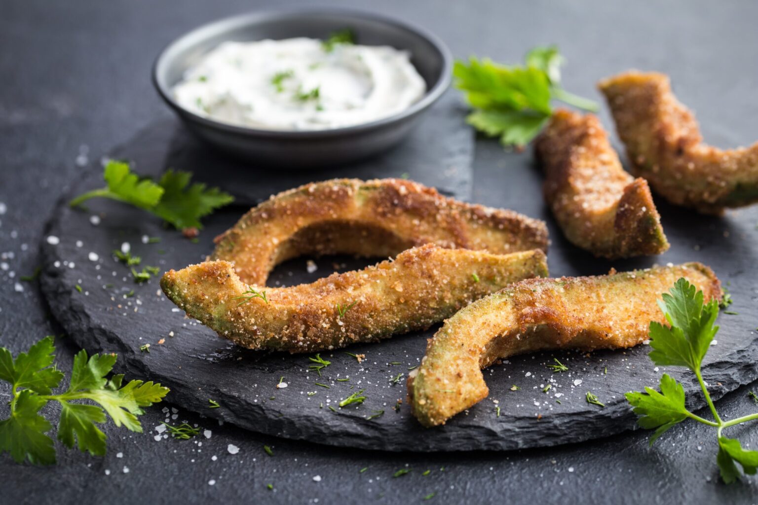 Chips di avocado fritto: una specialità sfiziosa e originale