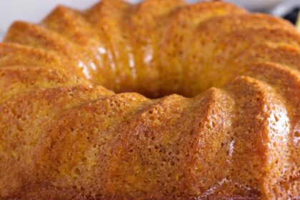 Ciambellone al miele: a colazione o merenda, è una coccola golosa