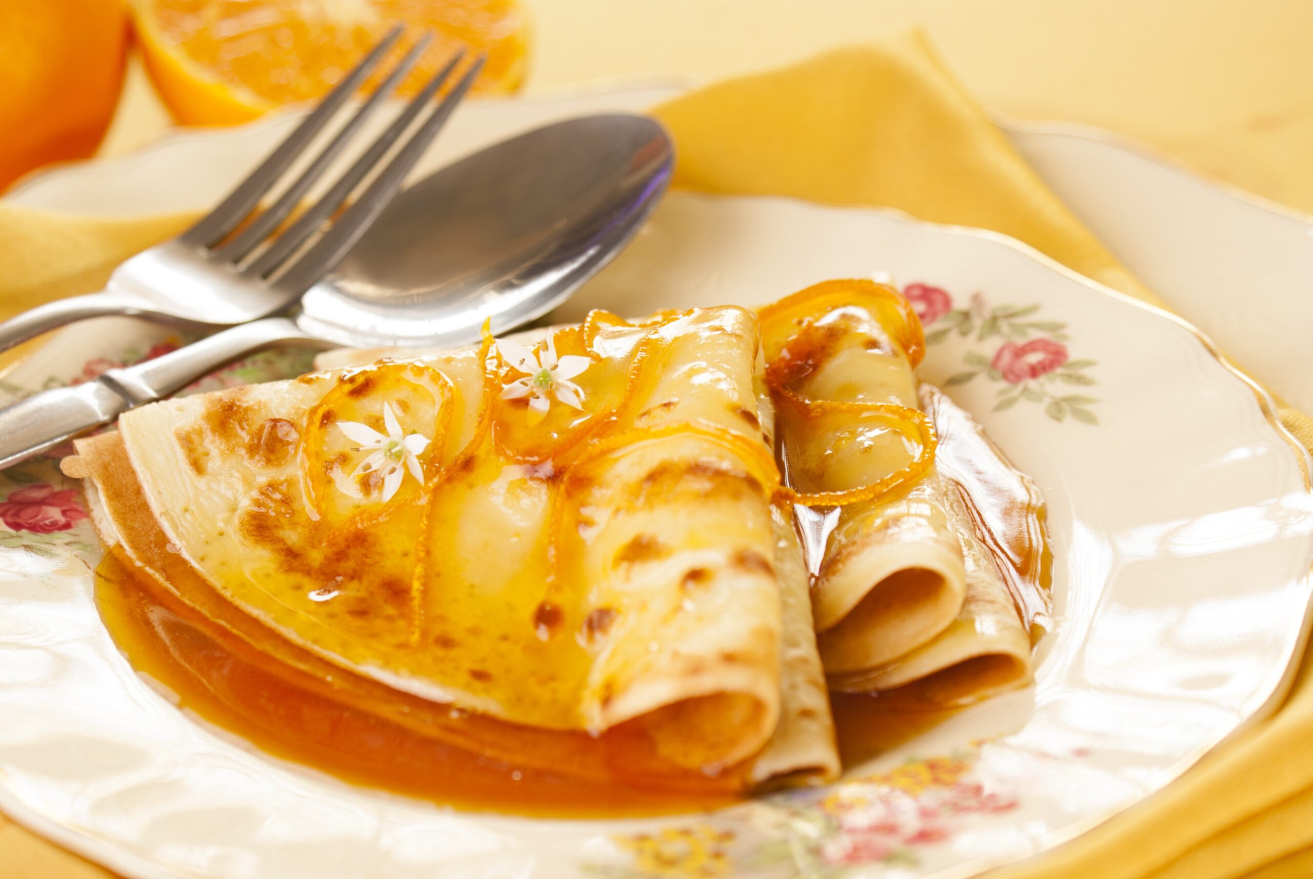 Crepe Suzette: deliziose e raffinate, conquistano al primo assaggio!