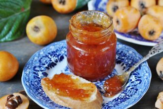 Marmellata di nespole: la confettura di primavera