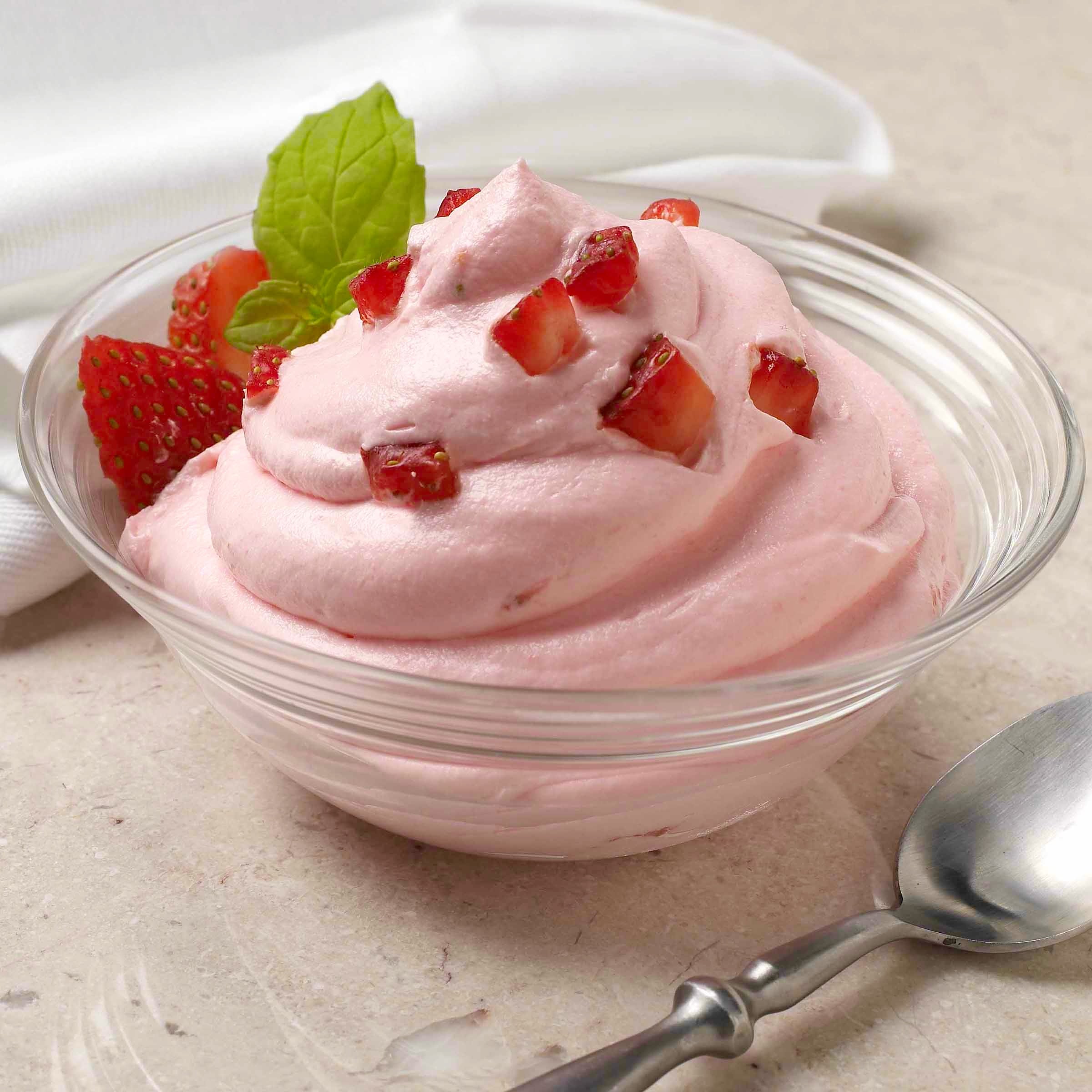 Mousse di fragole: una spuma golosa e senza panna, la preparo con gli albumi