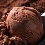 Gelato 2 ingredienti al cioccolato: fatto in casa senza gelatiera