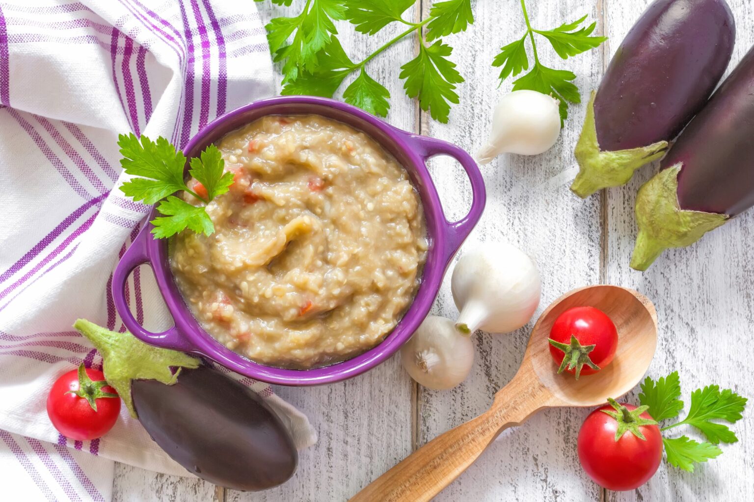 Crema di melanzane: un condimento facile e veloce