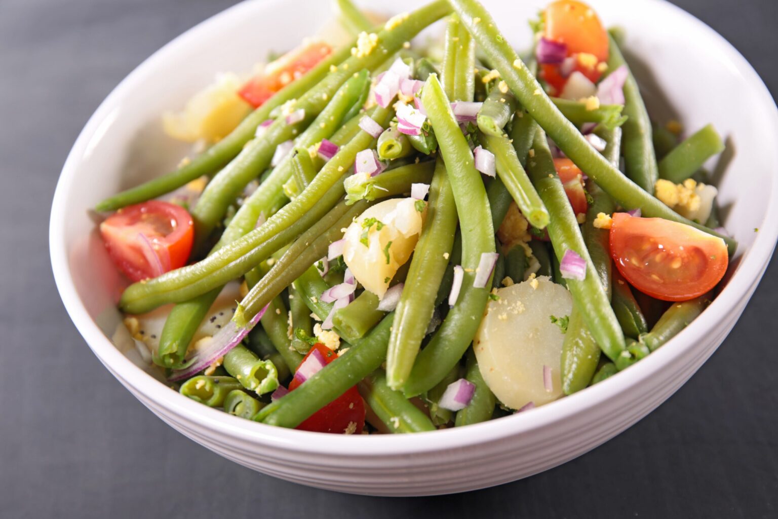 Insalata di fagiolini patate e pomodori