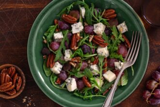 Insalata di uva: freschissima e ritemprante, perfetta nei giorni più cald