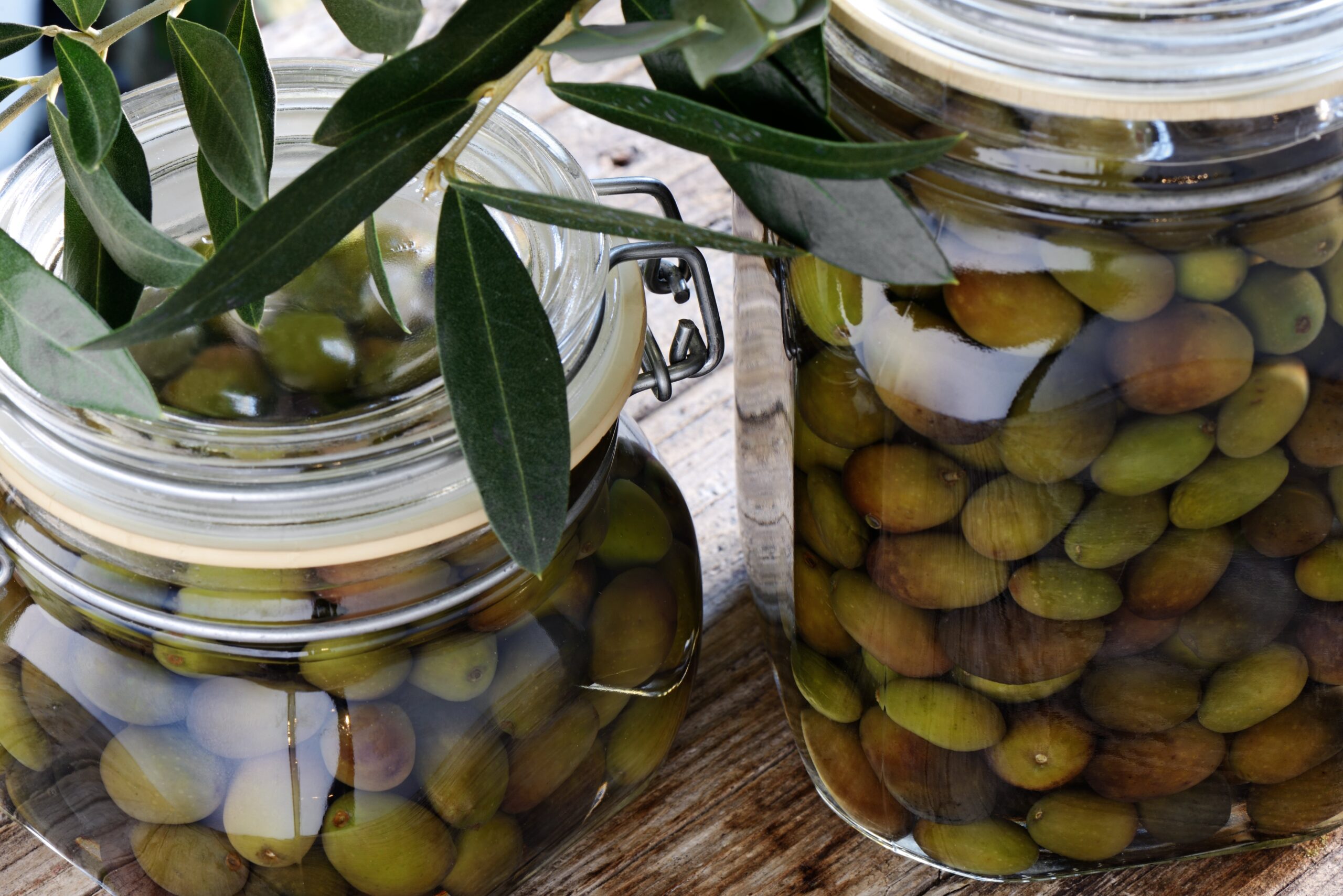 Olive in salamoia: si preparano in 3 passaggi e sono top