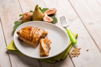 Strudel di fichi: il dolce più flagrante e goloso dell’estate