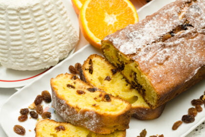 torta-alla-ricotta-arancia-e-uva-passa