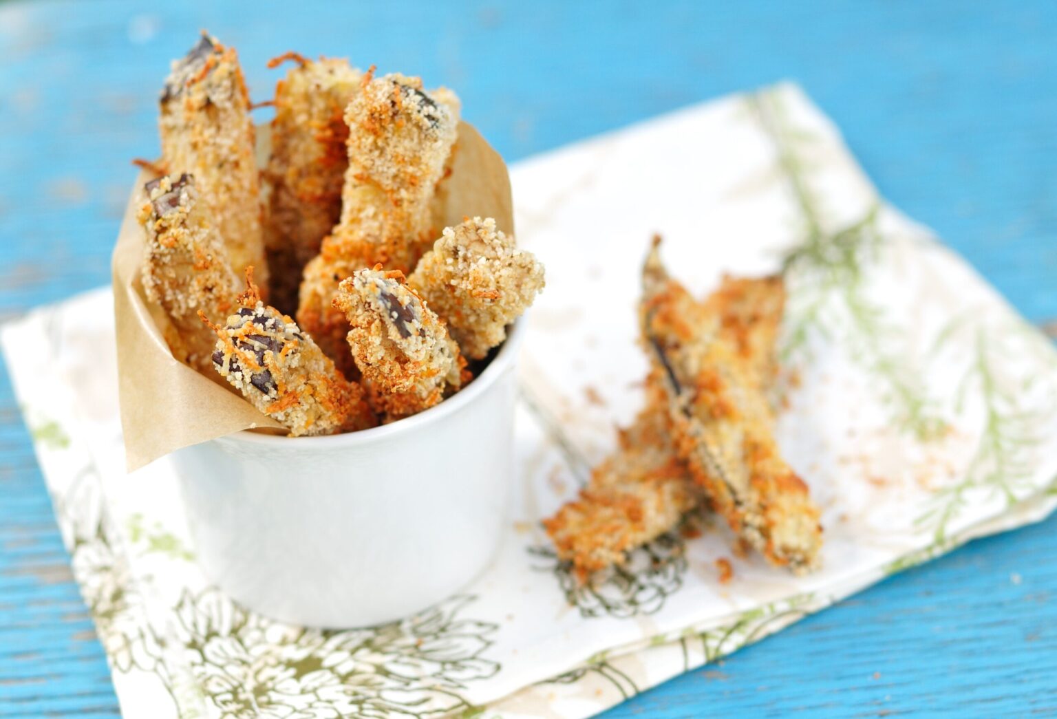 Bastoncini di melanzane: cucinate così sono super croccanti