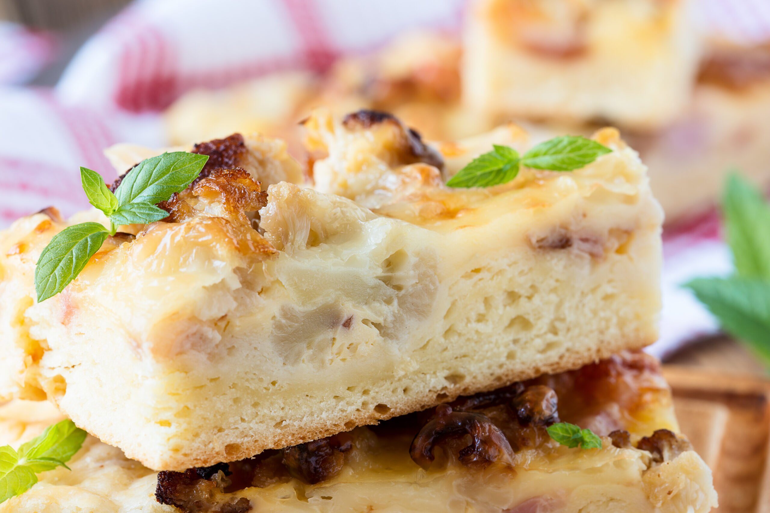 flat-bread-with-bacon-cauliflower-cheese-2