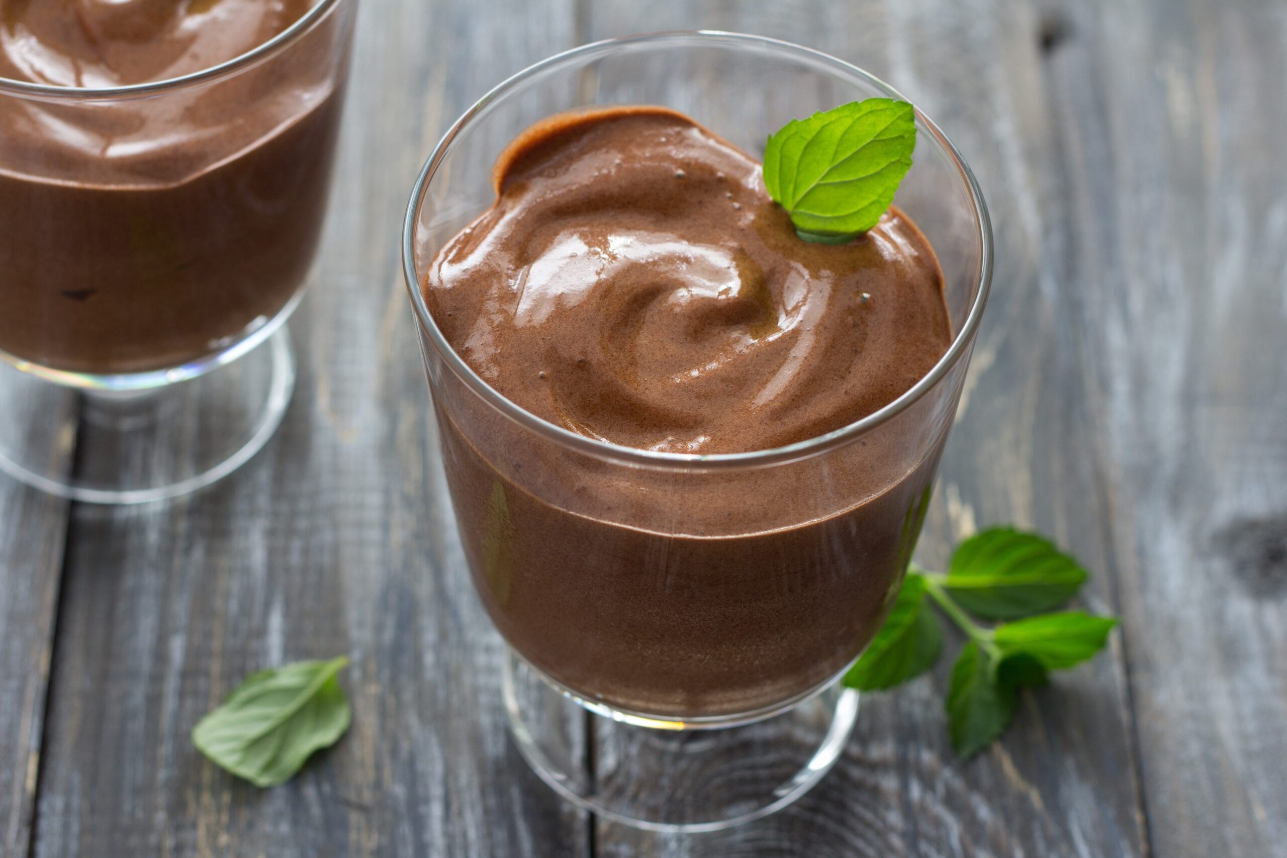 Budino al cioccolato: lo preparo con due soli ingredienti, senza latte e senza farina!