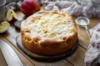 Torta di mele burrosa