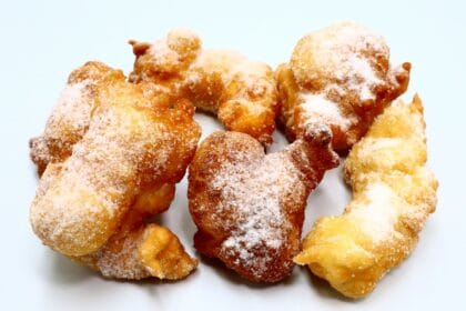 Sfinci siciliani: le frittelle con l’uvetta che sono una meraviglia