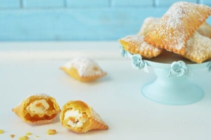 Chiacchiere ripiene di crema: paradisiache!