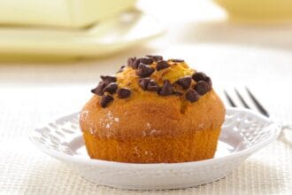 Muffin light banana e cioccolato: cuociono nella friggitrice ad aria