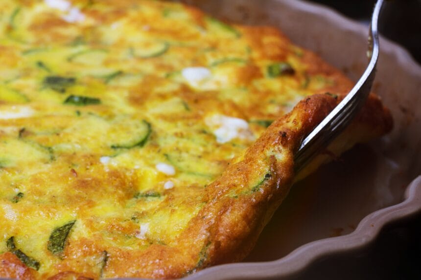 Frittata di zucchine al forno: facilissima, veloce e saporita! - Pane e ...