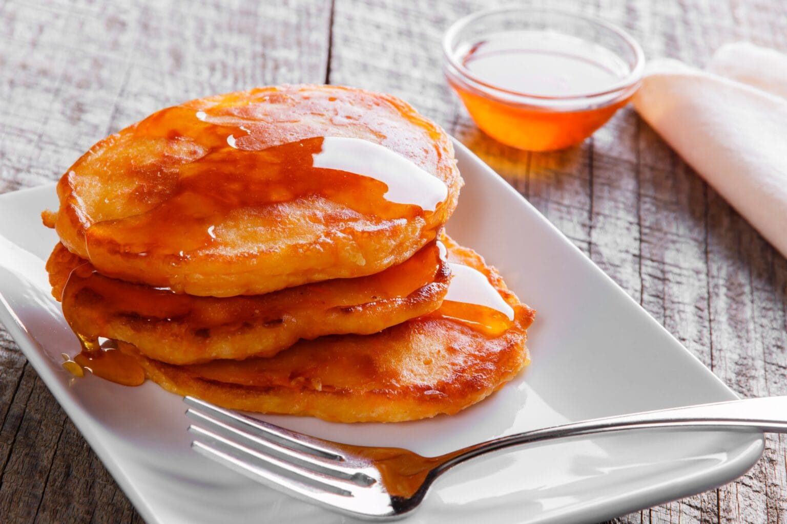 Pancake alle carote: leggeri e vitaminici, ideali a colazione