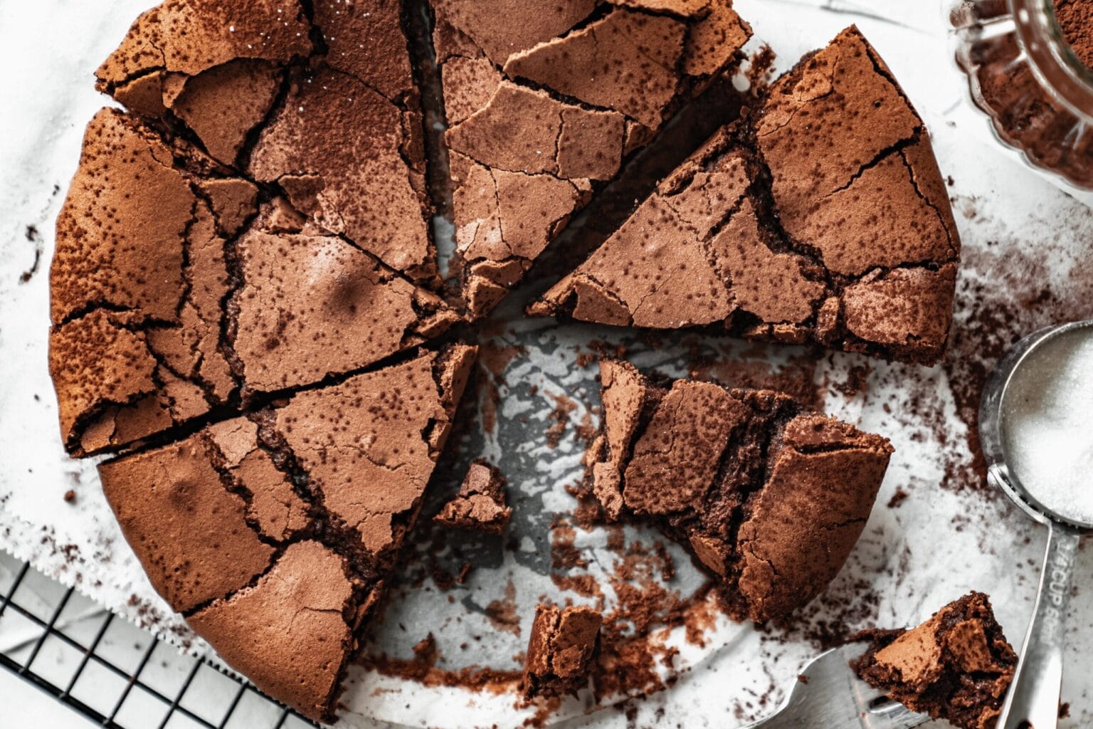 Torta al cioccolato: con questa ricetta riciclo le uova di Pasqua!