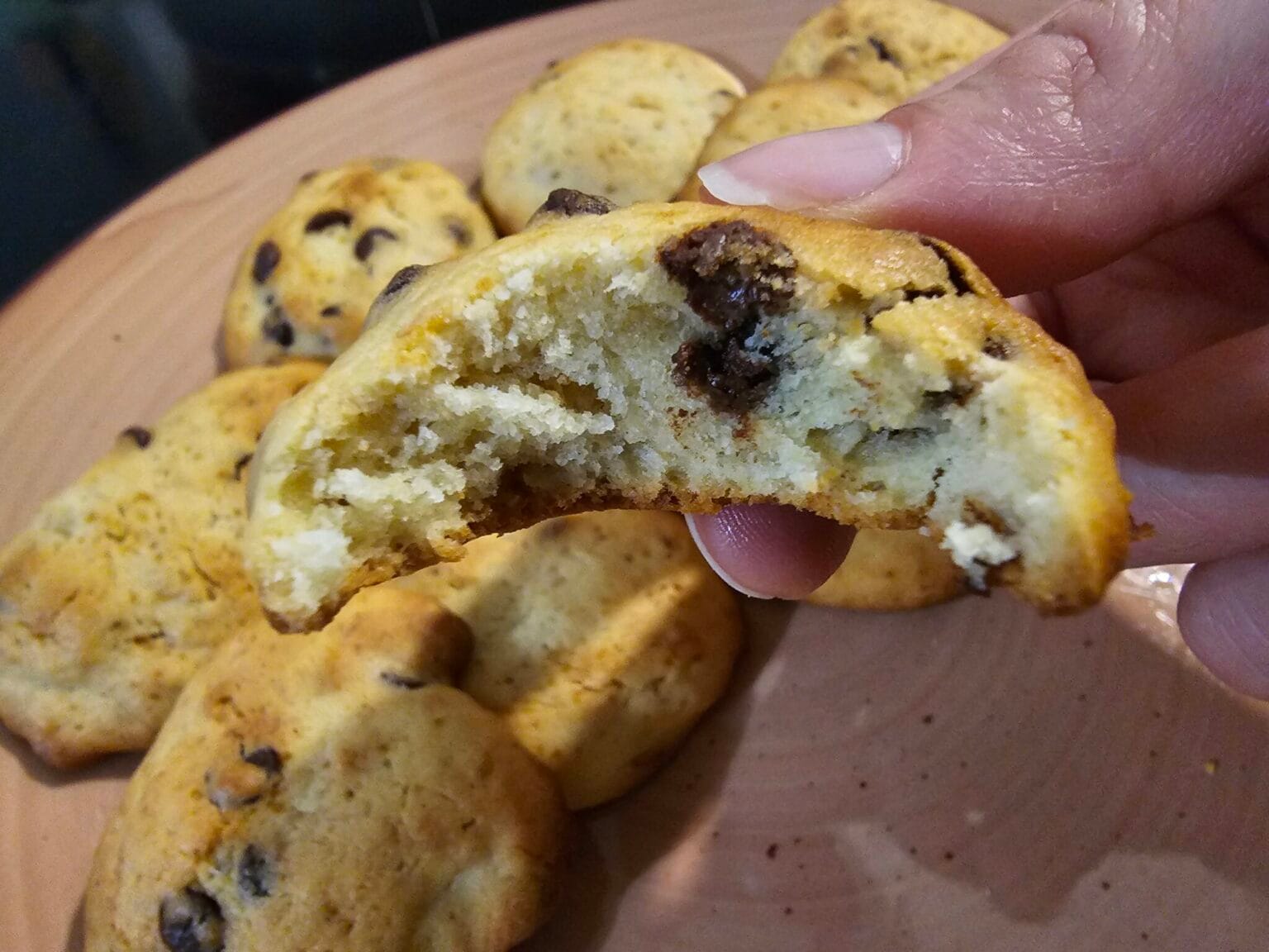 Biscotti banane e gocce di cioccolato: