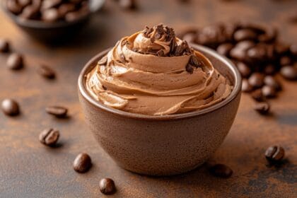 Crema mascarpone e caffè: si prepara in 3 minuti ed è una favola