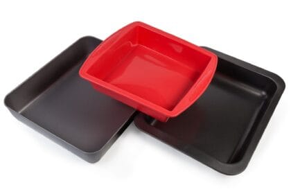 Staccante per tortiere, non occorrerà più ungerle e infarinarle
