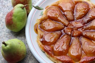 Torta rovesciata alle pere: piccolo capolavoro casalingo