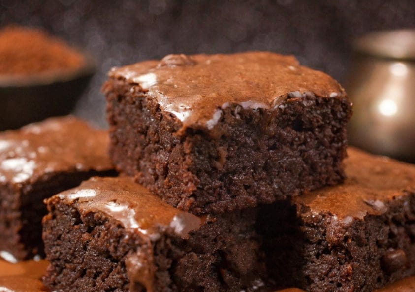 Torta al Cocco in padella con salsina al cioccolato: super!