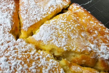 Torta cremosa yogurt e banana