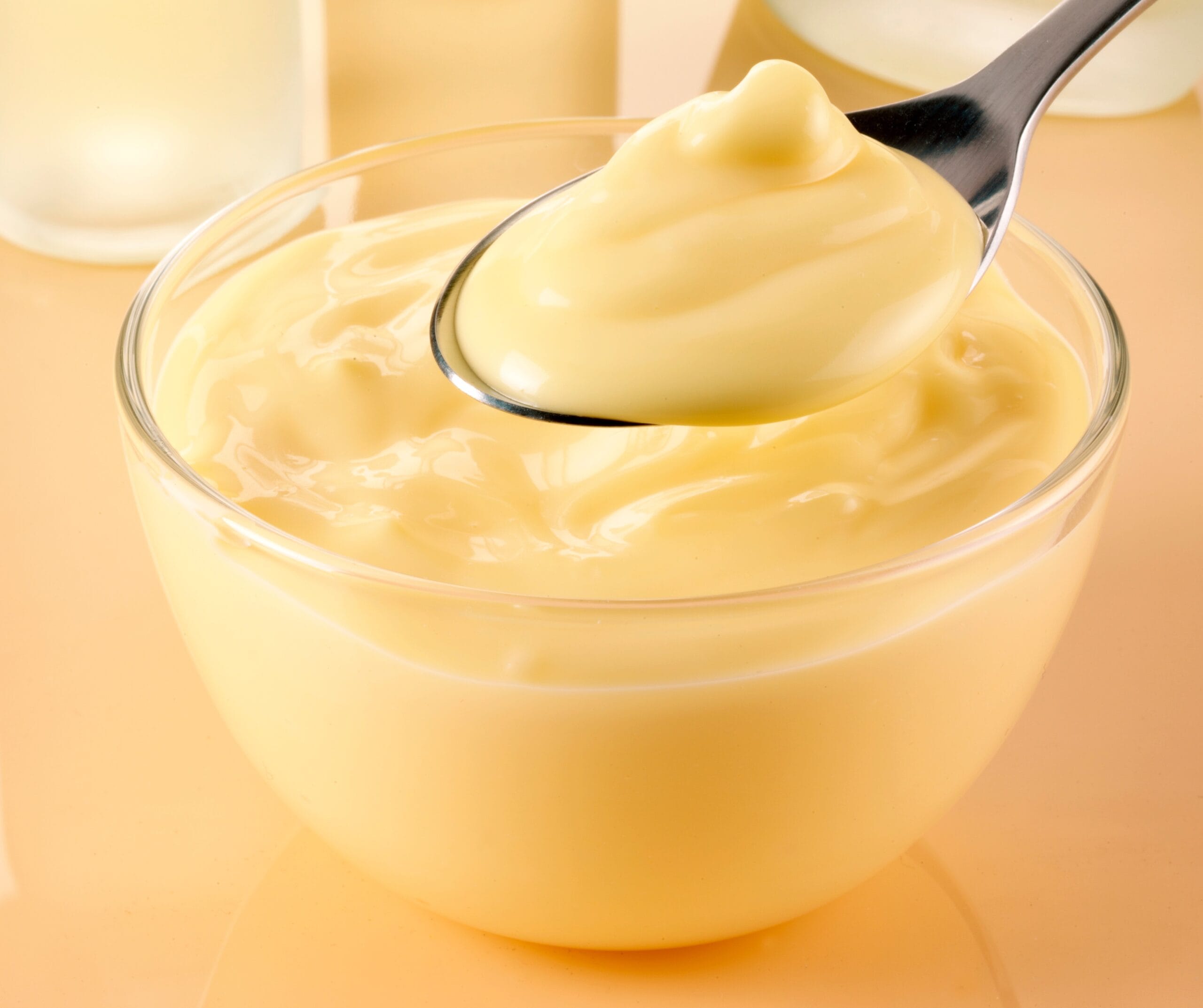 Crema pasticcera al kefir: leggera e con un retrogusto delicato