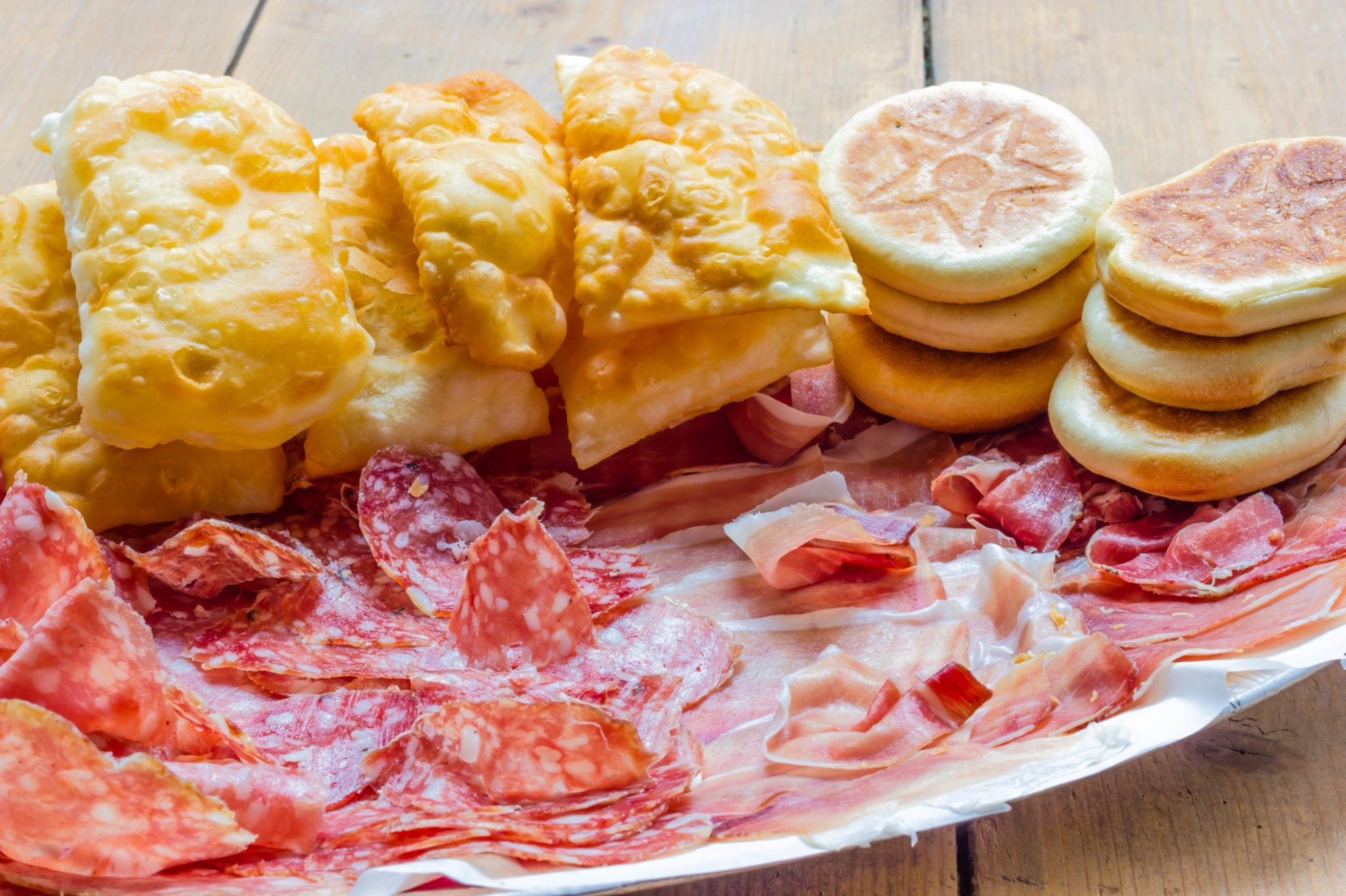 Crescentine: i bocconcini fritti perfetti per i nostri taglieri
