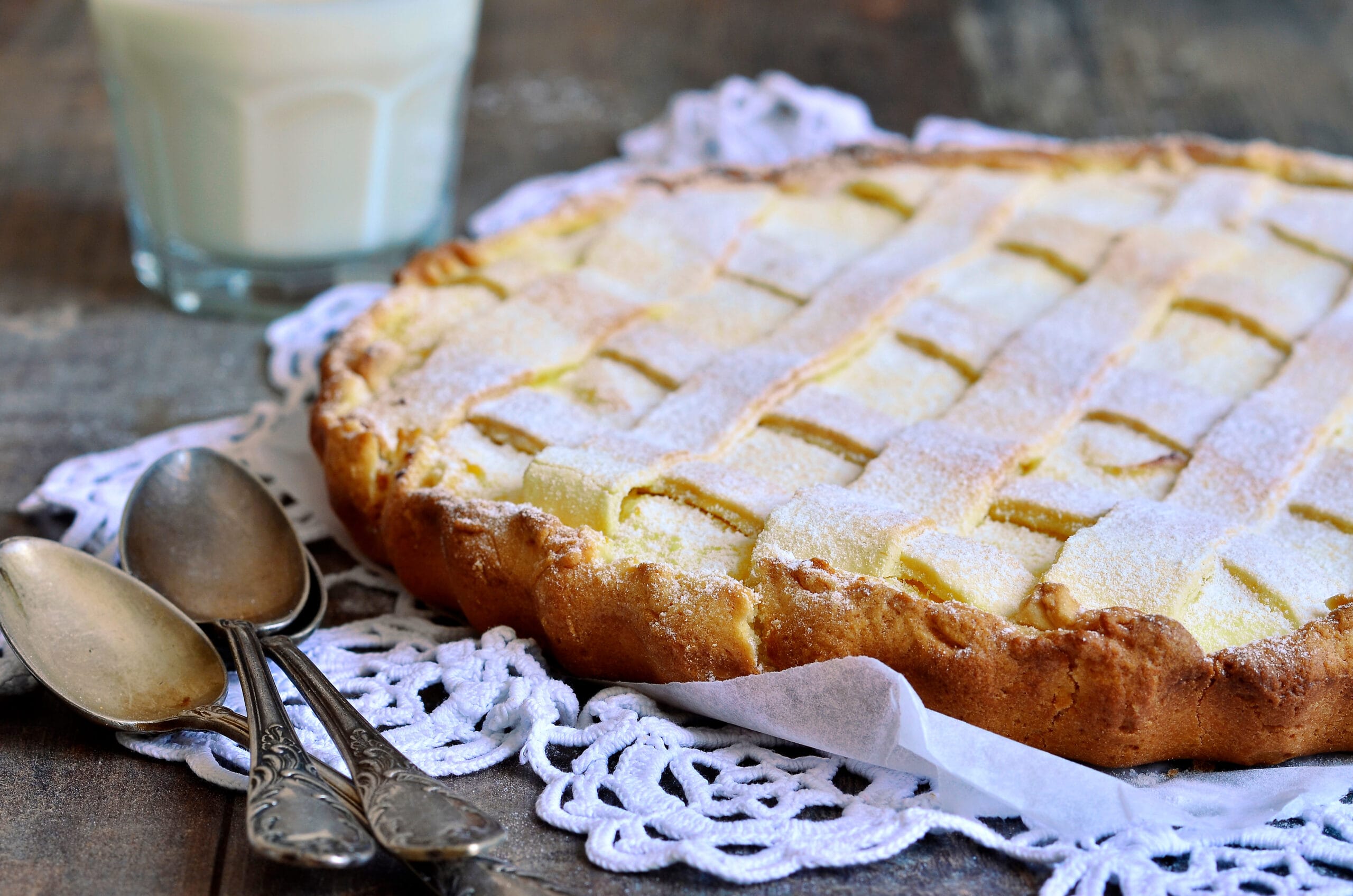 Crostata con crema al latte: il sapore dell’infanzia