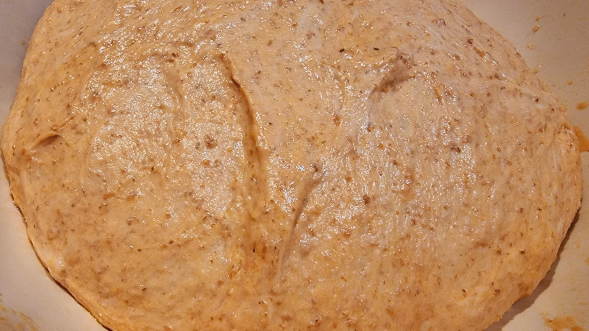 Impasto al pomodoro: ottimo per pizze, pizzette e focacelle