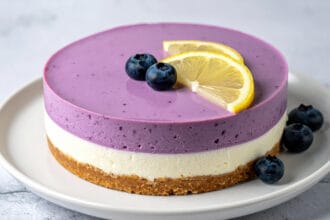 Cheesecake limone e mirtilli: freschissima e senza cottura