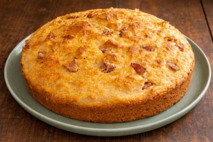 Torta salata svuota frigo: la ricetta furba e saporita che preparo quando ho poco tempo