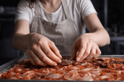 Sfincione palermitano: la ricetta originale soffice e ricca di sapore
