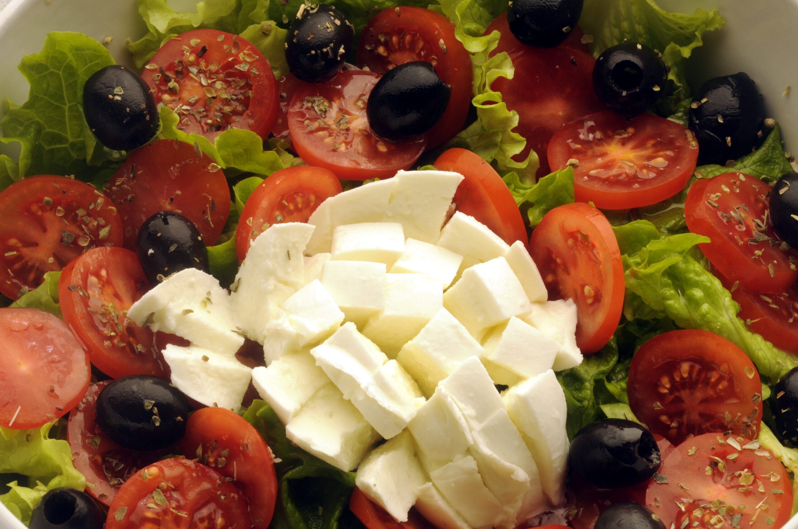 4 insalate di cui non potrai più fare a meno: fresche, leggere e veloci!