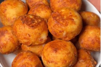 Bocconcini Salati con Cuore Filante: la Ricetta Facile da Fare in Padella